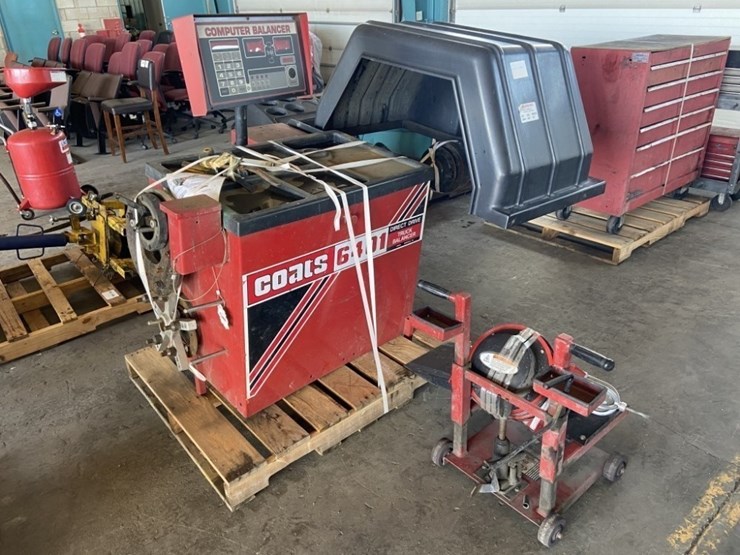 coats-6401-direct-drive-wheel-balancer-image-1