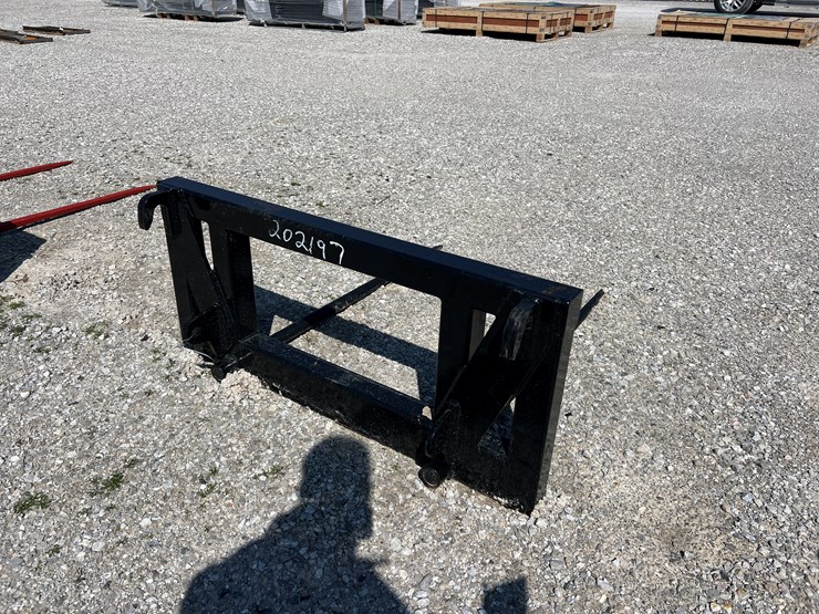 #202197-•-used-double-bale-spike-image-2