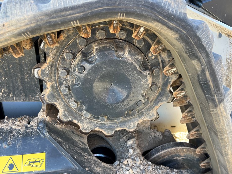 2023-bobcat-t62-image-20