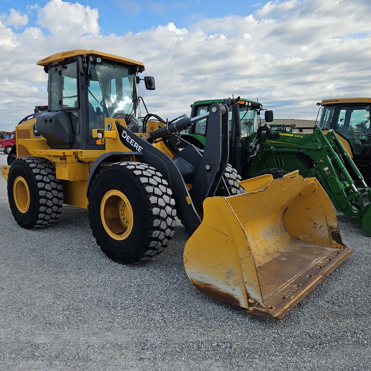 DEERE 524P