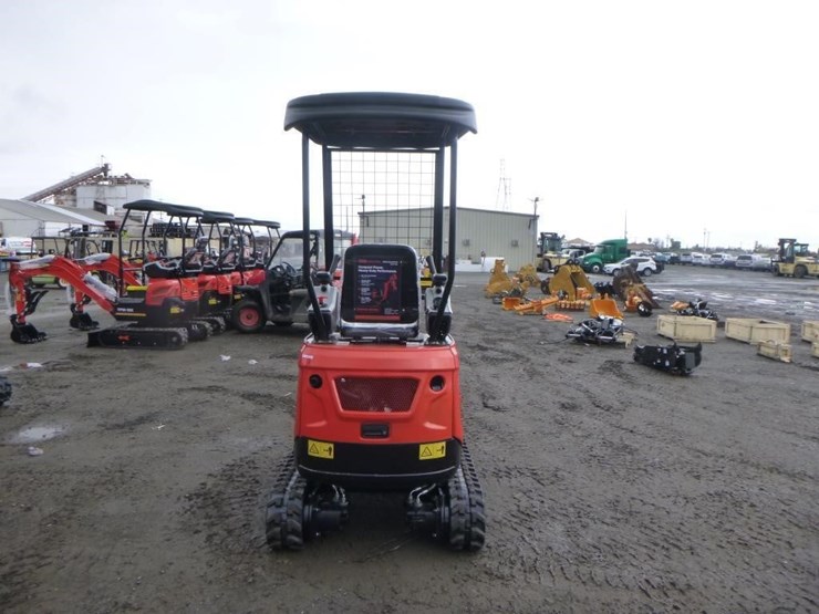 2025-tpm-18bs-hydraulic-excavator-image-8