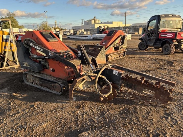 2006-ditch-witch-sk650-image-2