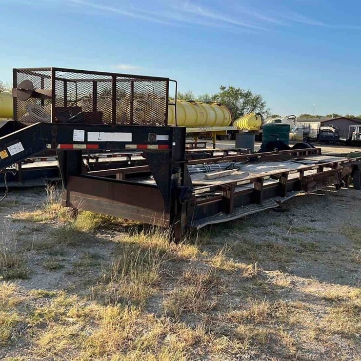 2011 SOUTHWEST GOOSENECK