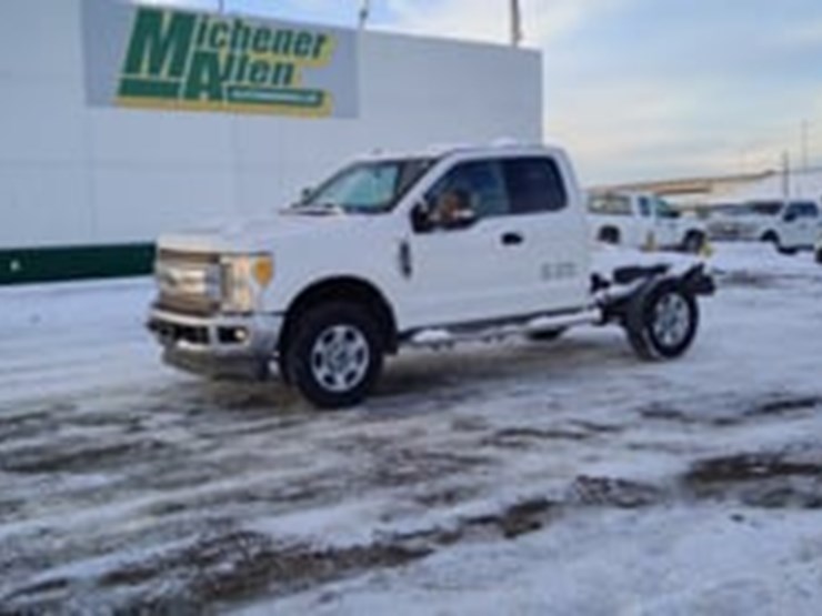 2018-gmc-sierra-3500hd-image-5