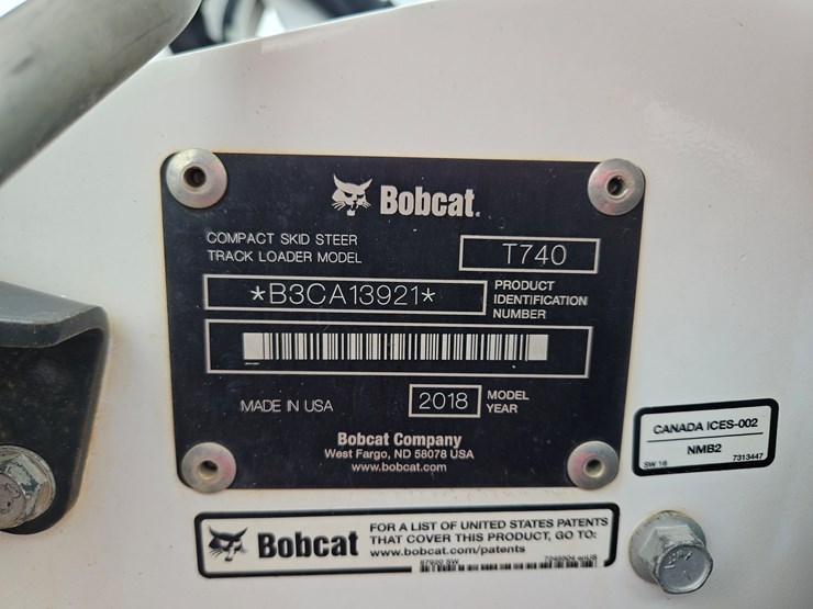 2018-bobcat-t740-image-14
