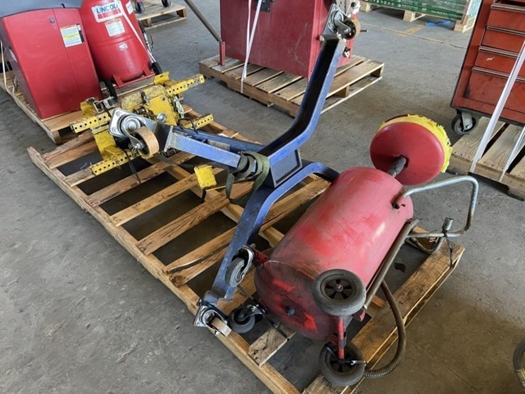 napa-hydraulic-transmission-jack-image-5