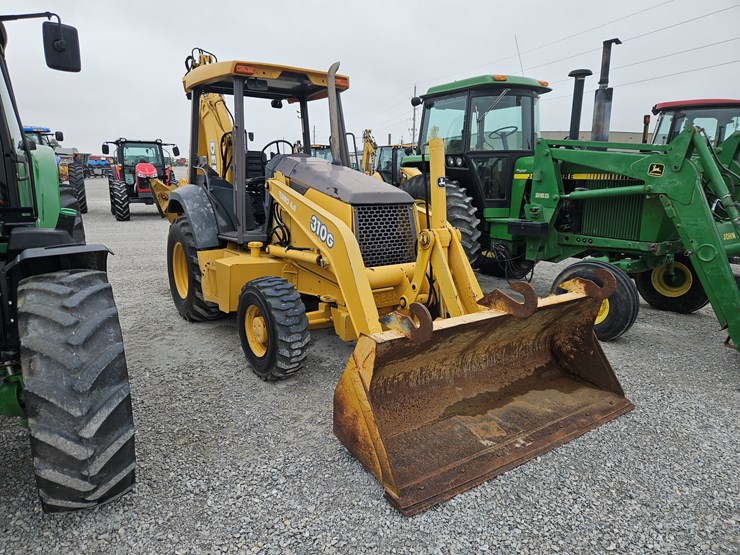 2004-deere-310g-image-26