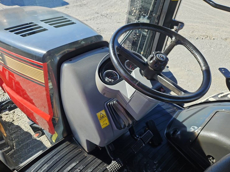 2013-versatile-260-image-9