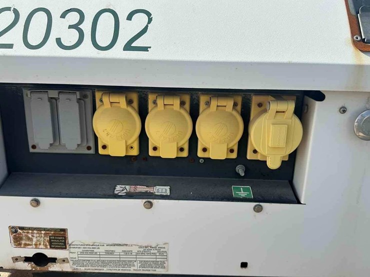 2011-multiquip-light-plant/-fuel-tank-trailer-image-3