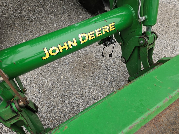 2016-john-deere-6120e-image-5