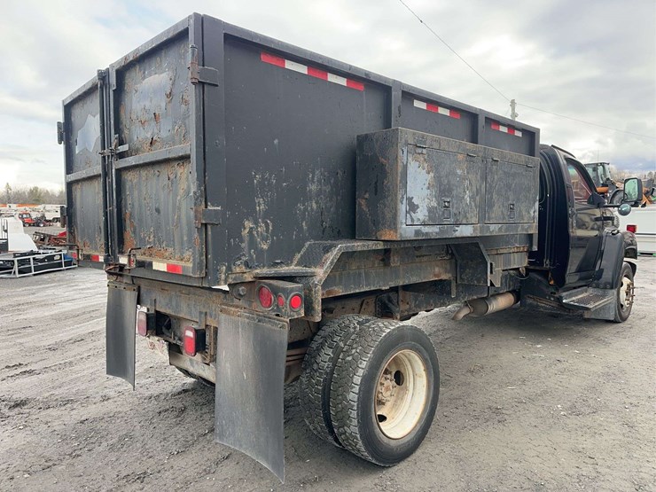 2005-gmc-topkick-c5500-image-5