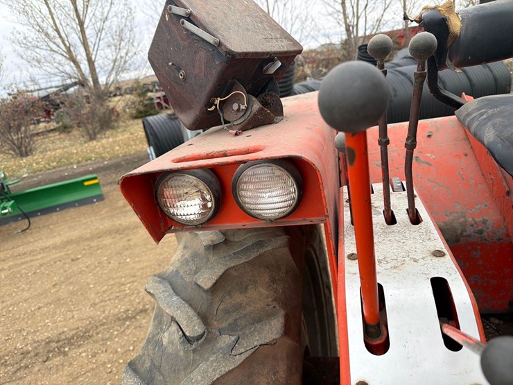 allis-chalmers-190-landhandler-tractor-image-33