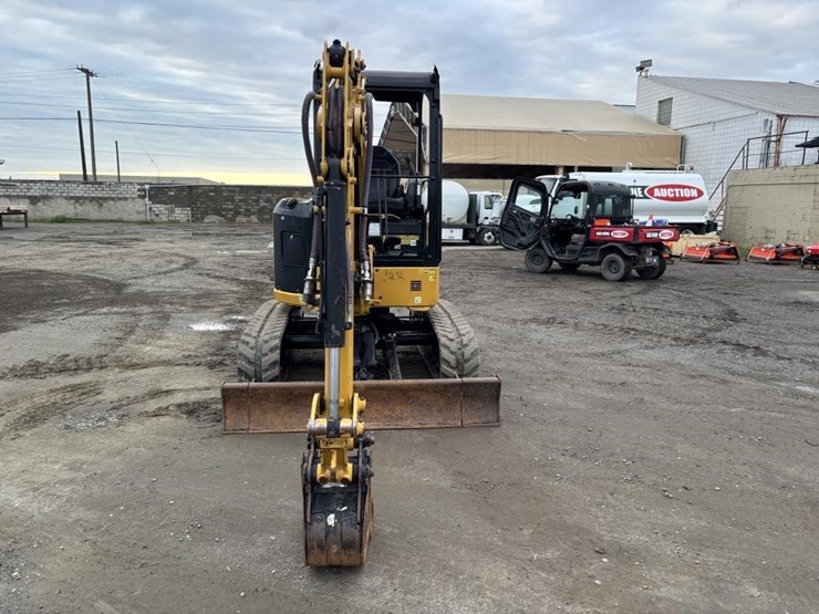 2022-caterpillar-302.7cr-image-6