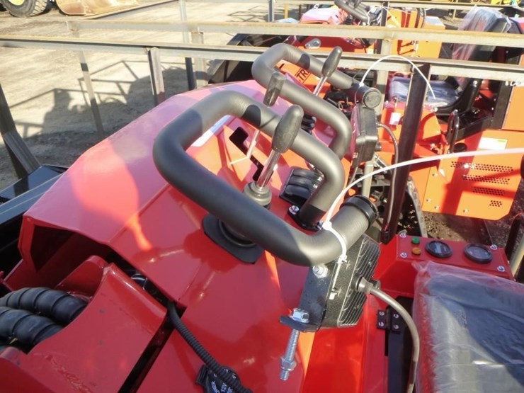 2025-agt-sda-140t-skid-steer-track-loader-image-14