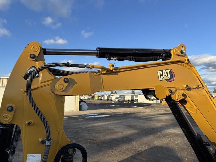 2021-caterpillar-302.7cr-image-20