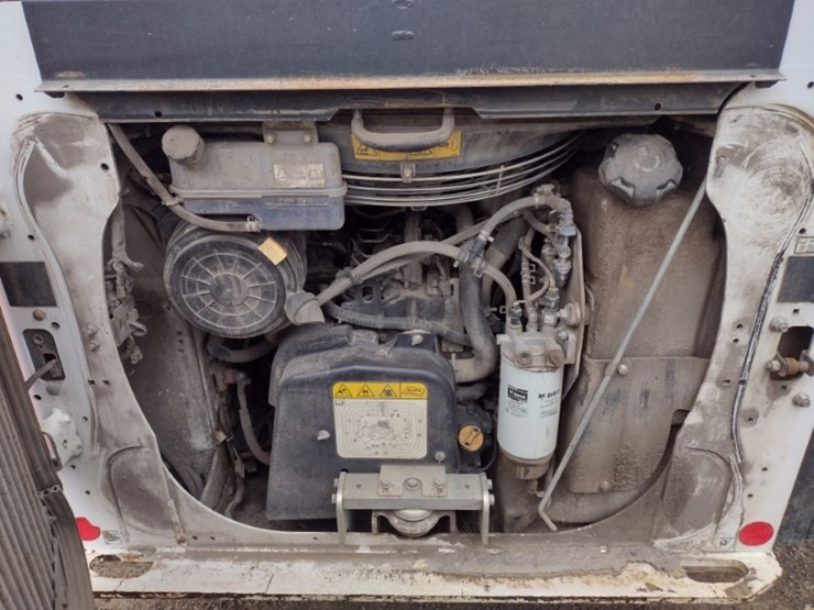 bobcat-t66-image-35