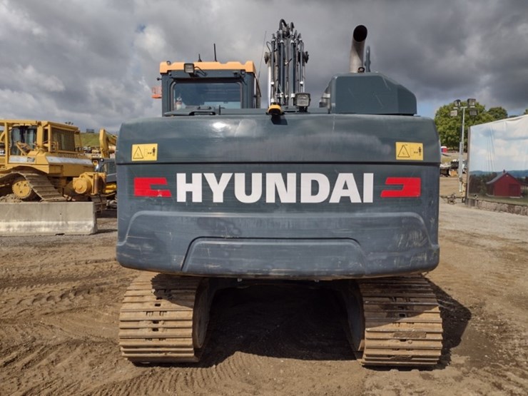 hyundai-hx140al-image-4