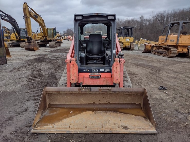 kubota-svl75-2-image-2