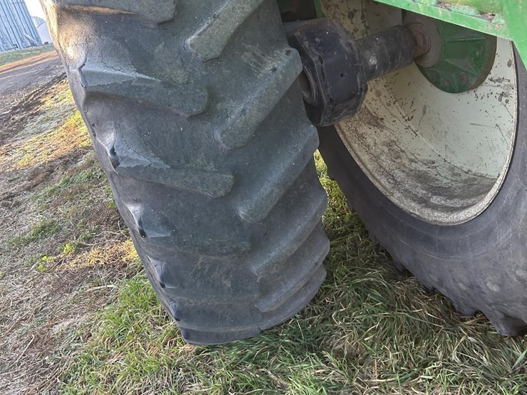 2010-parker-1348-image-34