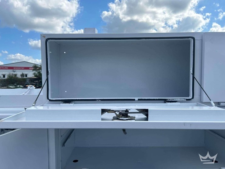 2018-ford-f350-image-33