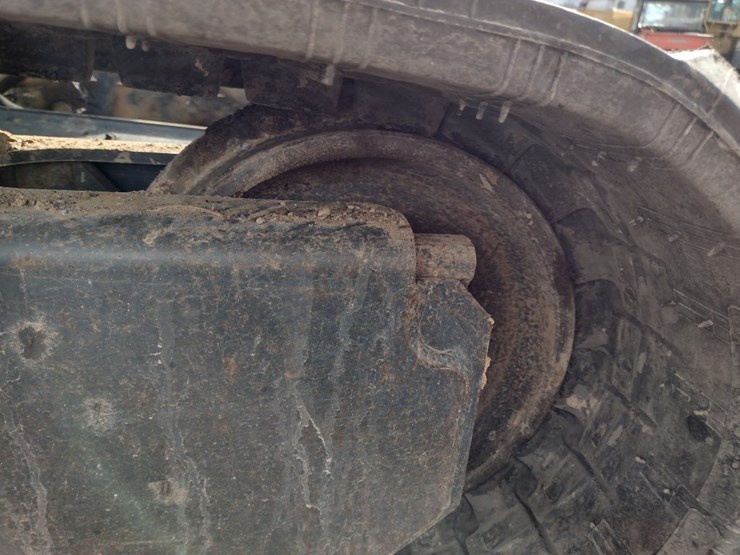 22-bobcat-e60-image-31