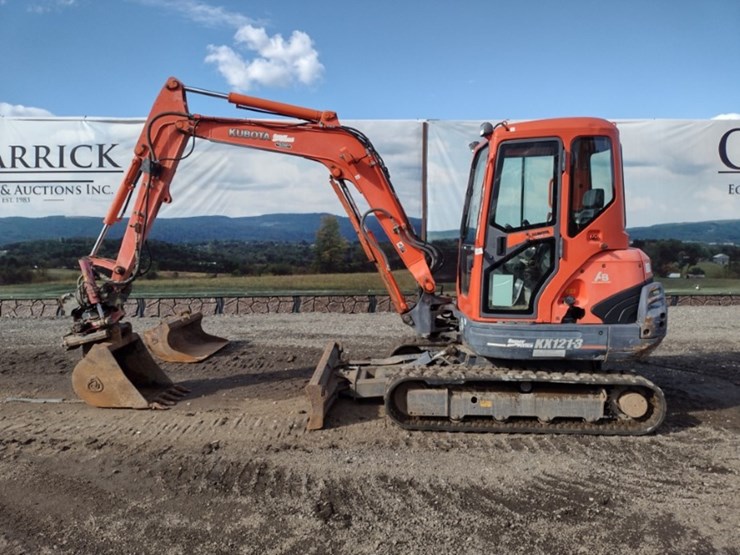 kubota-kx121-3-image-1