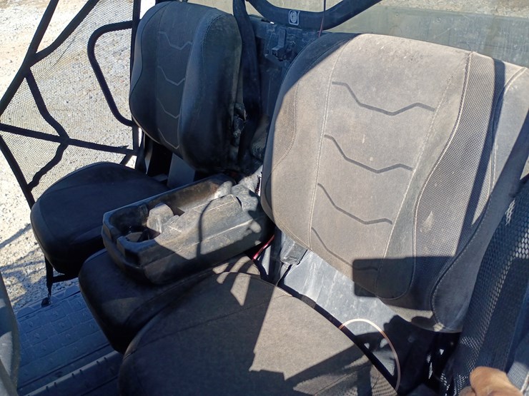 #22111-•-2022-can-am-hd-10-4-seater-side-by-side-image-40