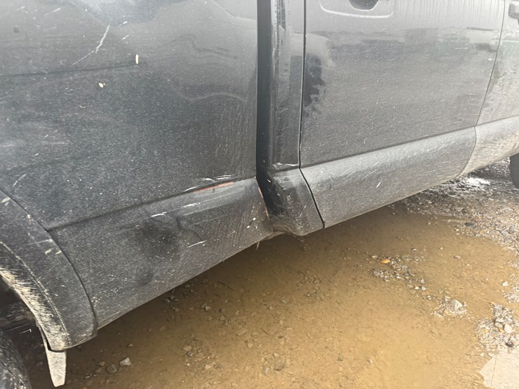 2017-nissan-titan-image-11