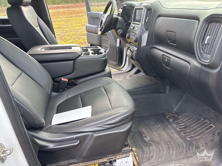 2021-chevrolet-silverado-1500-image-15