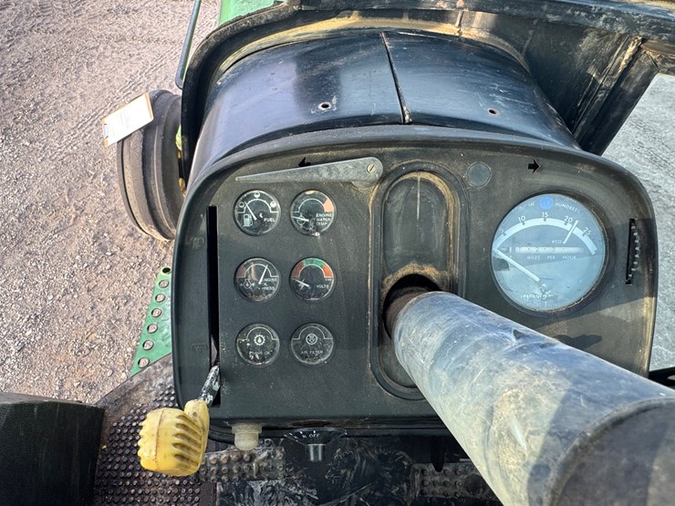 john-deere-4630-image-8
