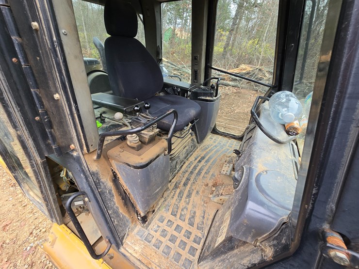 2004-caterpillar-963c-image-62