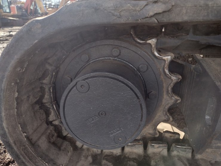 takeuchi-tb250-image-34