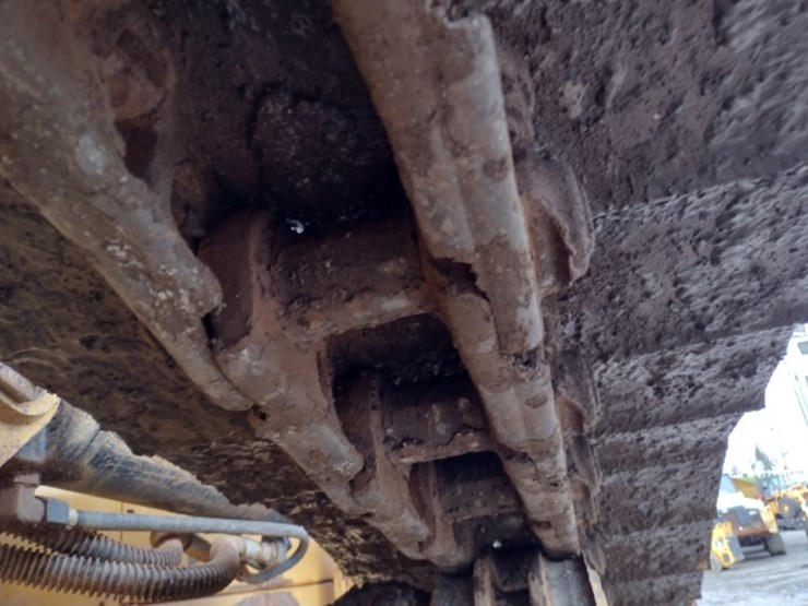 caterpillar-d6n-xl-image-36