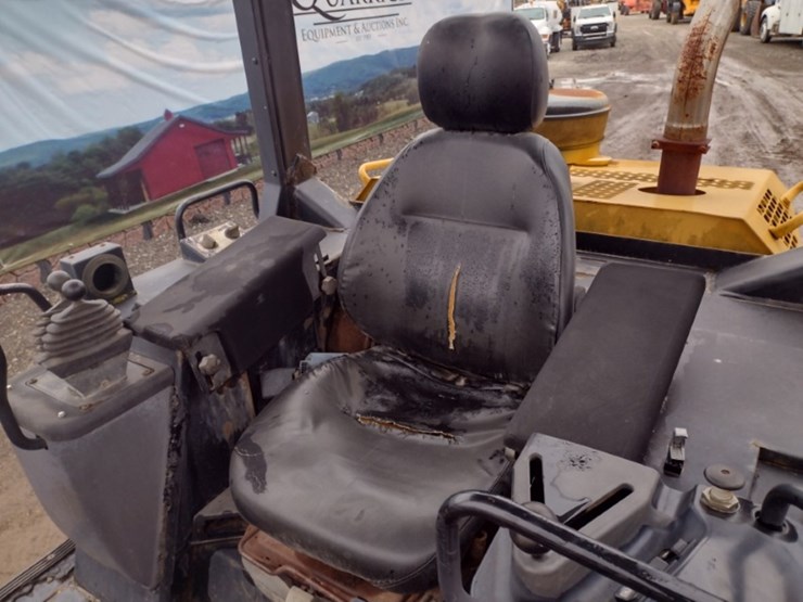 caterpillar-963c-image-12