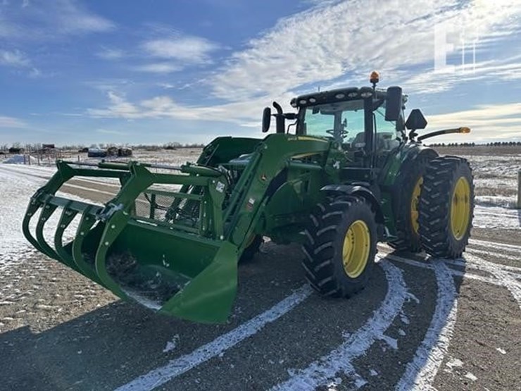 2023-john-deere-6r-155-image-1