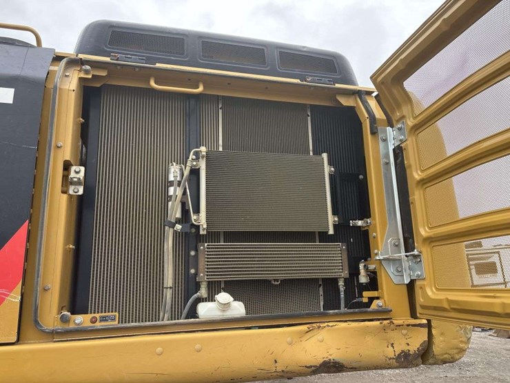 caterpillar-336fl-image-16