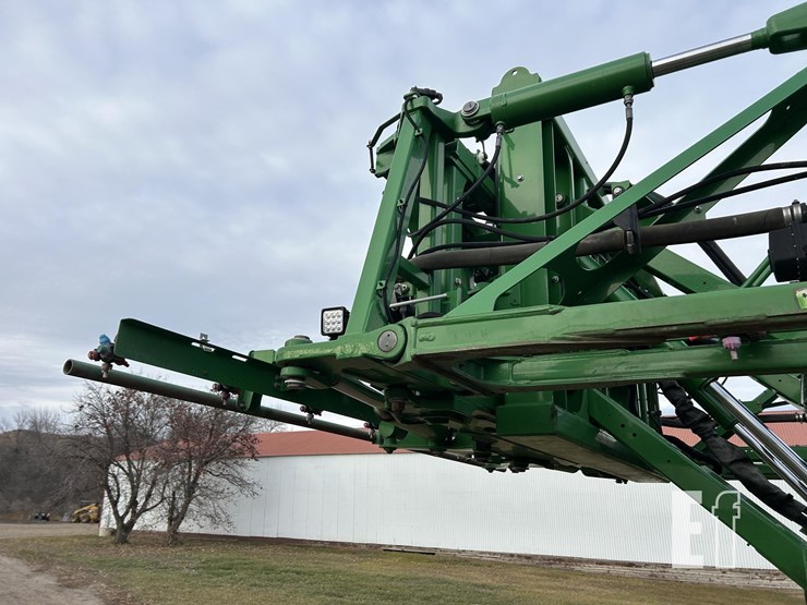 2017-john-deere-r4038-image-39