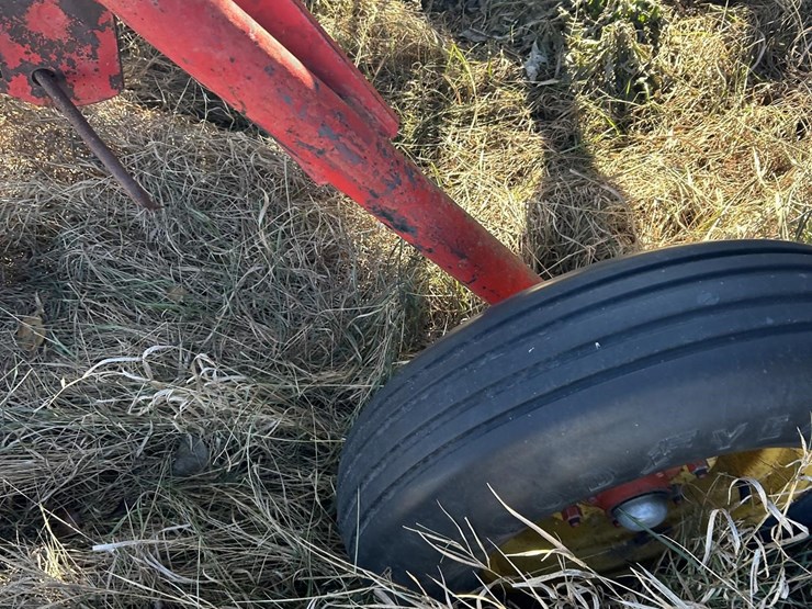 melroe-6-bottom-plow-image-16