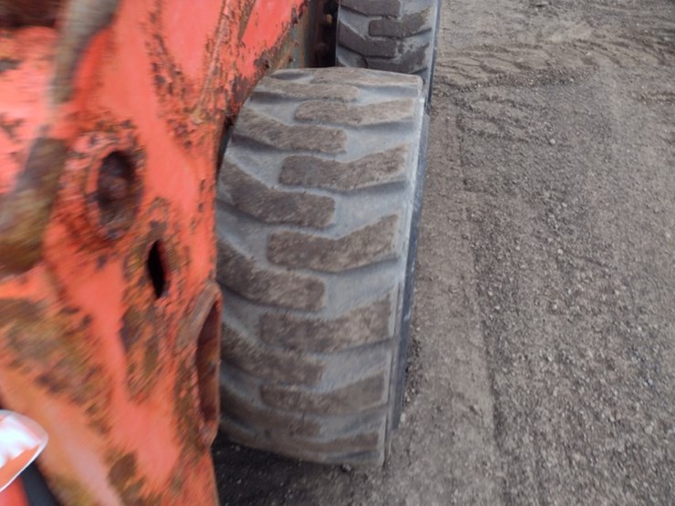 kubota-ssv75-image-19