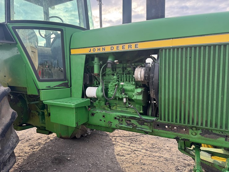 john-deere-4630-image-33