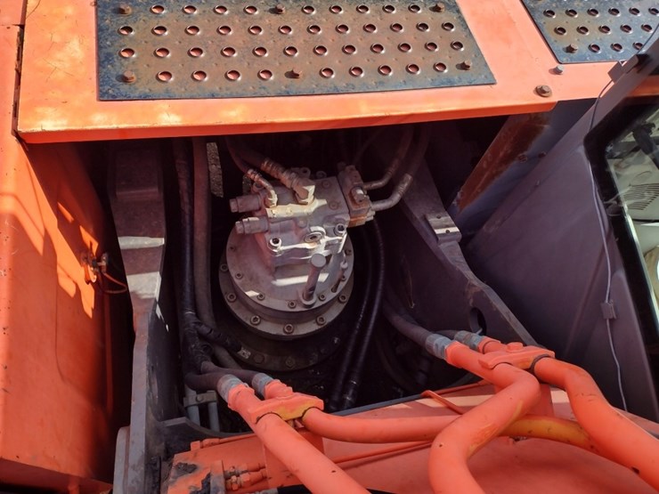 2006-hitachi-zx270-image-43