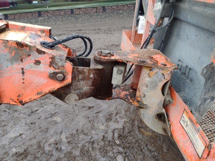 2008-jlg-600s-image-19