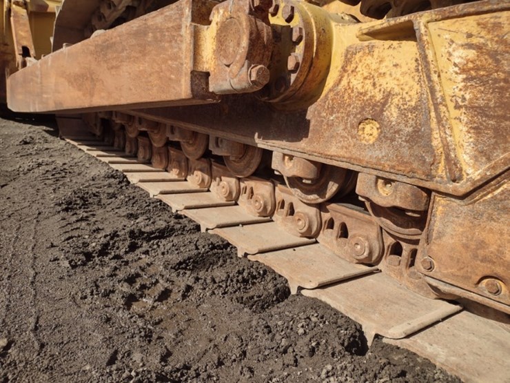 2004-caterpillar-d6r-xl-image-34