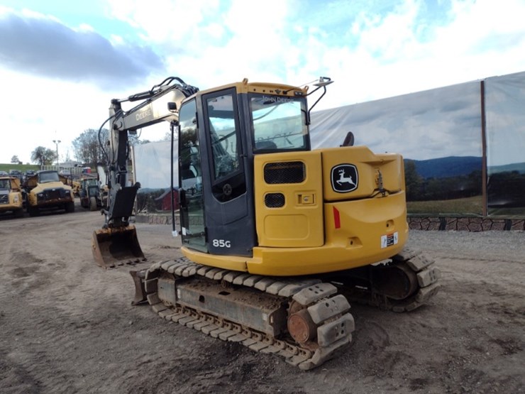 deere-85g-image-55