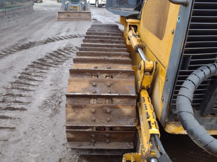 deere-650j-lt-image-38