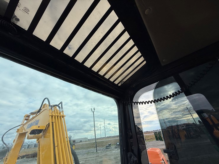 komatsu-pc56-7-image-51