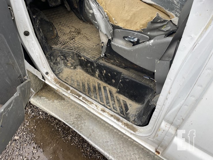 2008-ford-e150-image-17