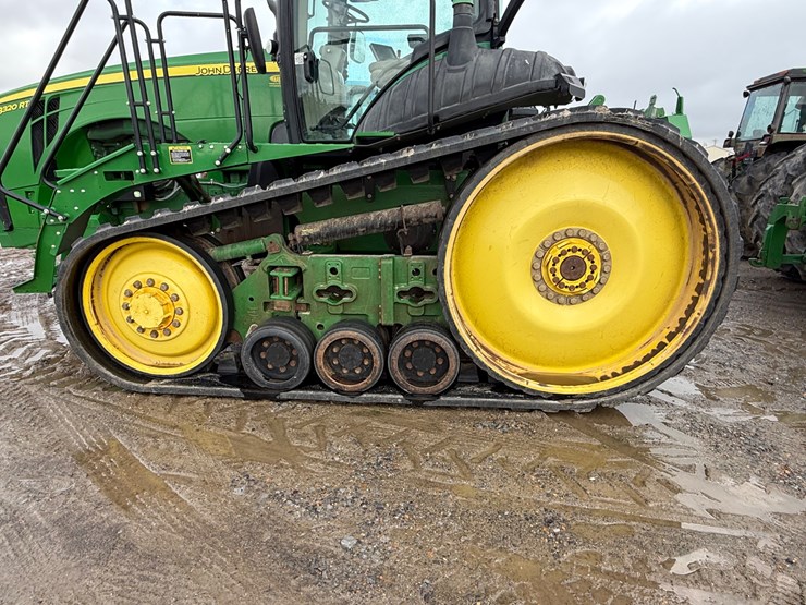 john-deere-8320rt-image-25