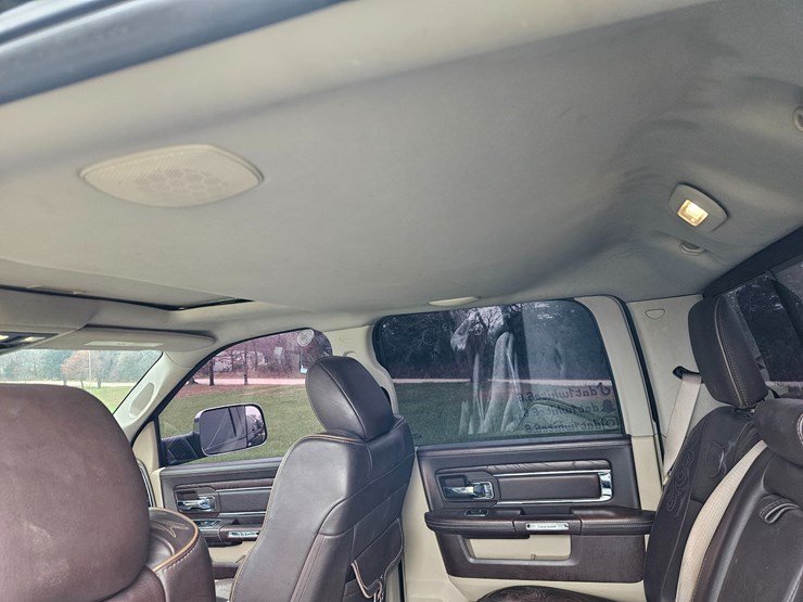 2014-dodge-2500-image-53