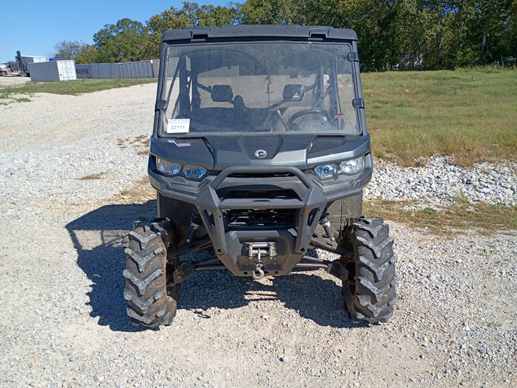 #22111-•-2022-can-am-hd-10-4-seater-side-by-side-image-15